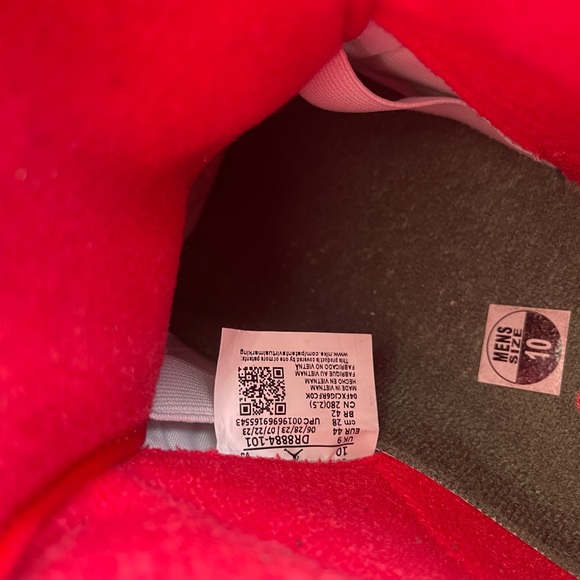 Retro Jordan 2’s - Picture 4 of 4